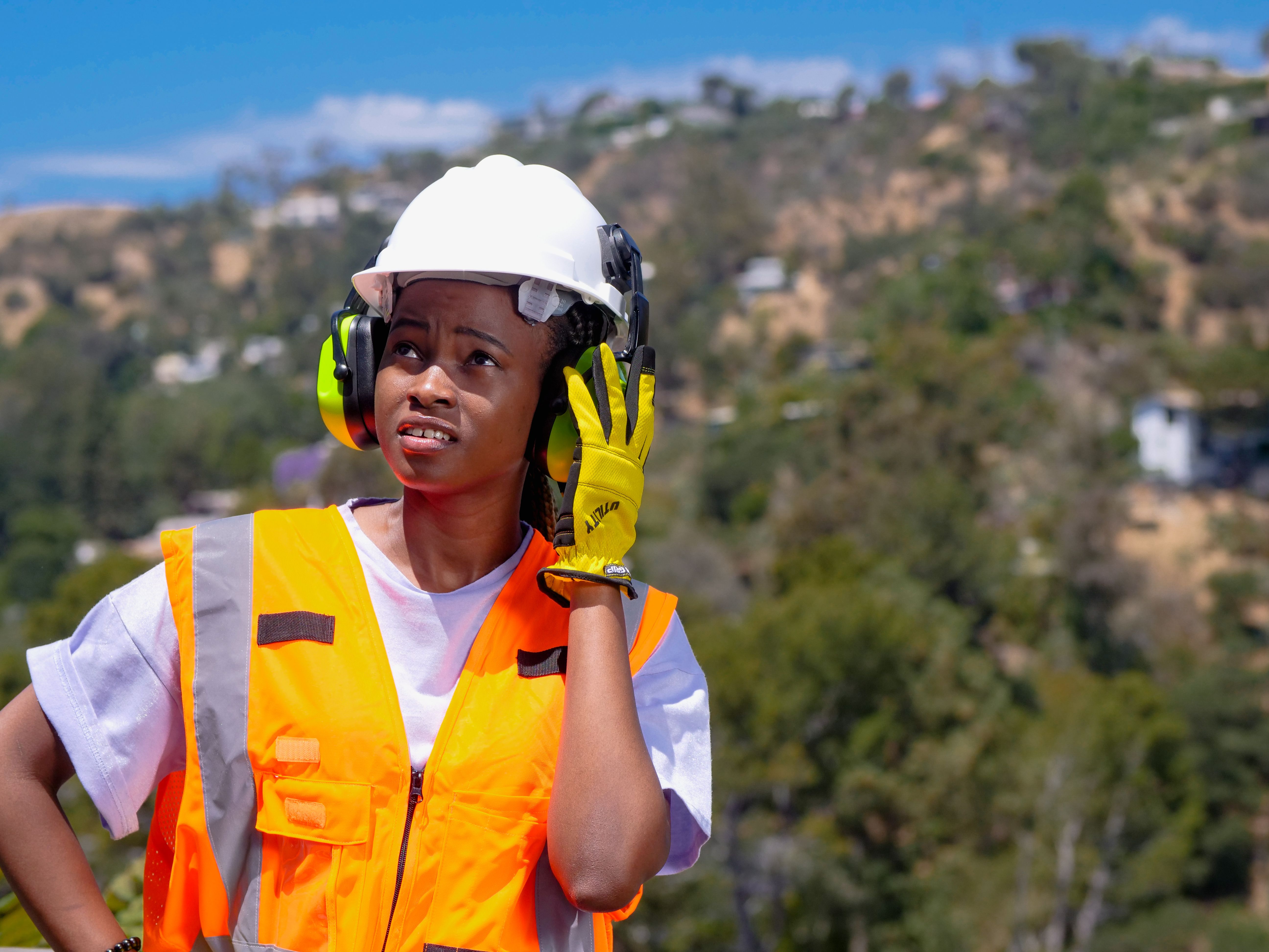 Head protection equipment